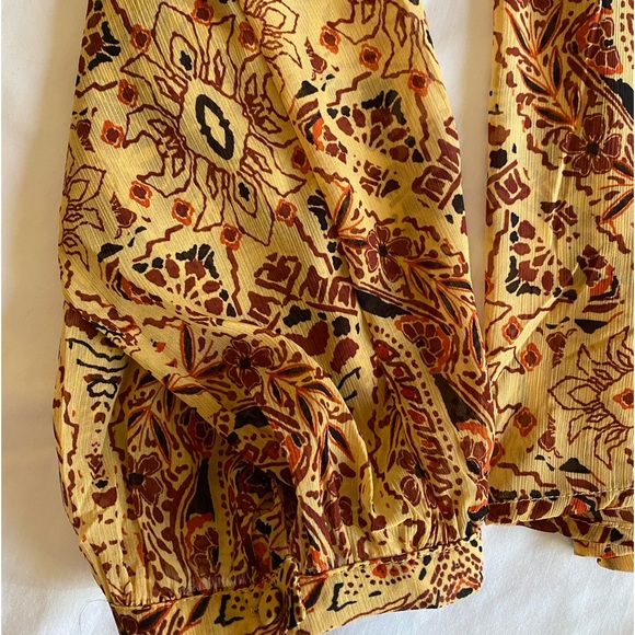 🆕 TORRID Medallion Crinkle Chiffon Raglan Tie Front Office Blouse SZ 5 5X - Picture 7 of 9